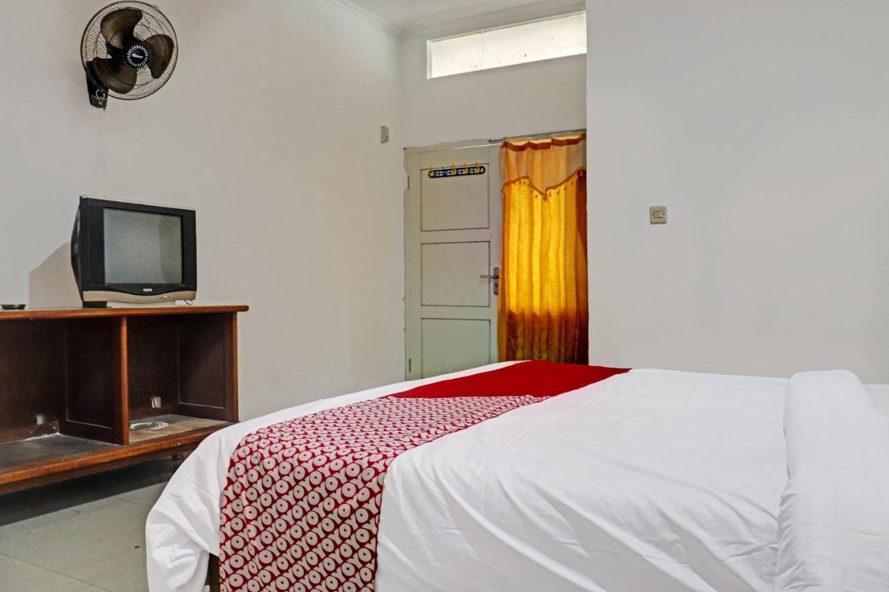 Oyo 90483 Homestay Permata Syariah Bangko Екстер'єр фото
