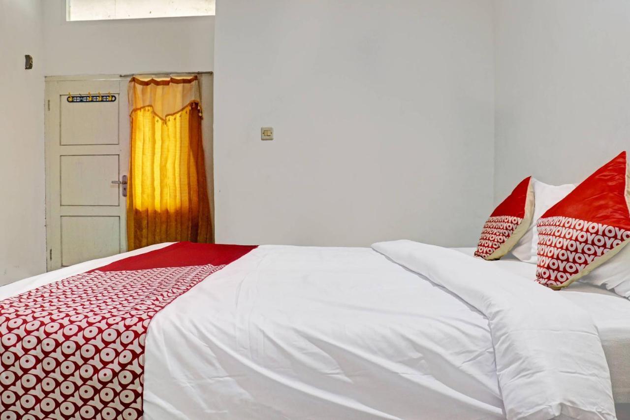Oyo 90483 Homestay Permata Syariah Bangko Екстер'єр фото