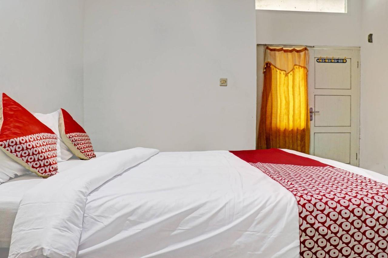 Oyo 90483 Homestay Permata Syariah Bangko Екстер'єр фото